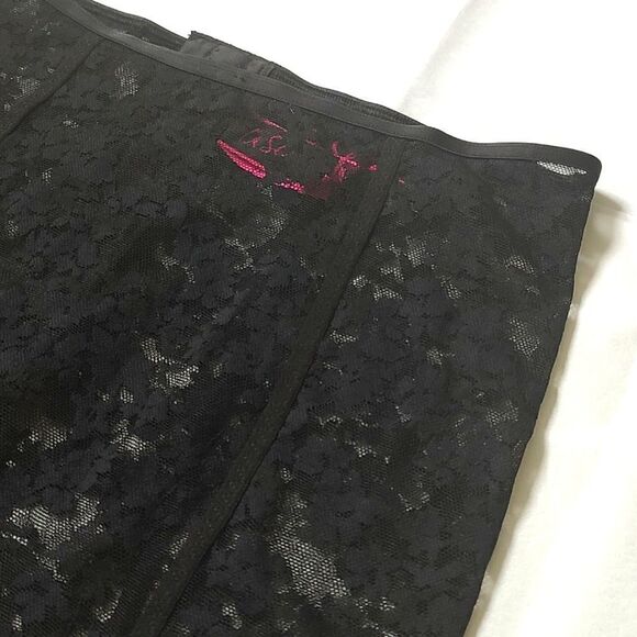 New With Tag La Senza Size XS High Waist Black Garter Skirt - Picture 6 of 14